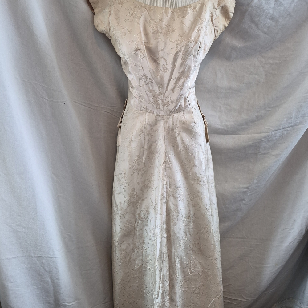 Elegant Cream Floral Dress